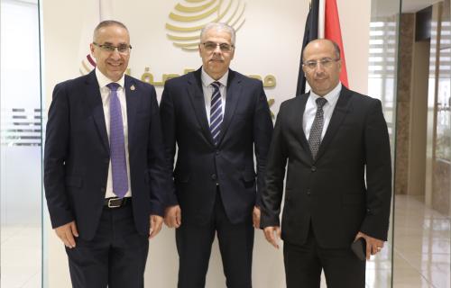 جمعية البنوك تهنئ السيد حاتم عرينات بمناسبة توليه منصب المدير العام